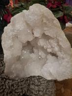 Bergkristal, nieuw ! 4 kilo in de uitverkoop, Verzamelen, Ophalen of Verzenden, Mineraal