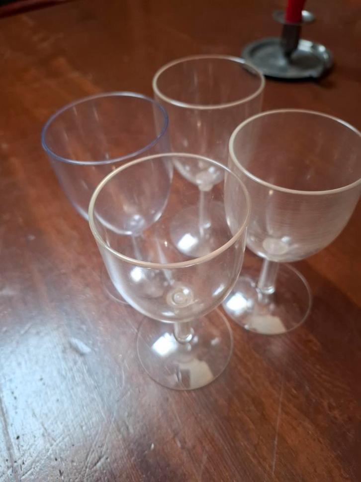 Mepal Wijnglazen - Ideaal voor Camping!, Huis en Inrichting, Keuken | Servies, Gebruikt, Glas of Glazen, Effen, Overige materialen