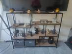 Tvkast,roomdivider of stellingkast. Zwart metaal met hout., Ophalen, Zo goed als nieuw