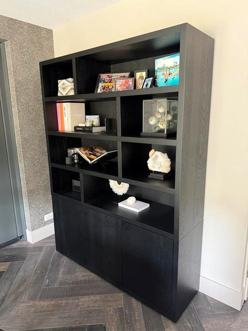 Buffetkast Barcelona (Goossens/vakkenkast), Huis en Inrichting, Kasten | Boekenkasten, Zo goed als nieuw, 200 cm of meer, 25 tot 50 cm