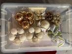 Kerstballen in de kleuren ivoor, brons en koper, Diversen, Kerst, Ophalen, Zo goed als nieuw