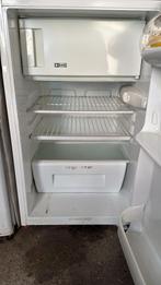 Koelkast met vriesvak zanussi, Ophalen of Verzenden, Zo goed als nieuw, Minder dan 60 cm
