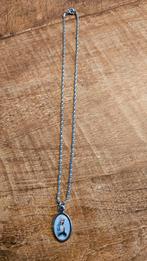 Hangertje met zilveren ketting, Ophalen of Verzenden