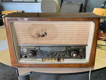 Radio Philips beschikbaar voor biedingen
