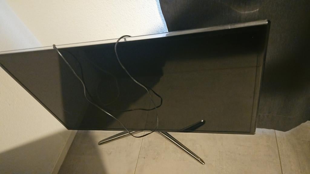 Samsung Smart TV - Kleine streep in beeld, Ophalen, 50 Hz, 80 tot 100 cm, Samsung