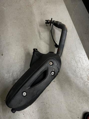 Piaggio zip 2000~  4t 3V e5 uitlaat beschikbaar voor biedingen