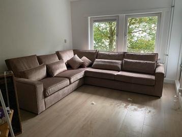 Luxe Velvet Hoekbank - Ruim & Comfortabel beschikbaar voor biedingen