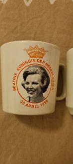 Vintage Koningshuis Mokken Beatrix & Juliana, Verzamelen, Ophalen of Verzenden, Gebruikt, Nederland, Servies