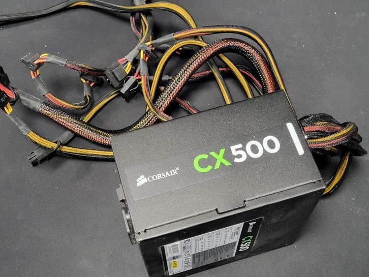 ATX Voeding Corsair CX500, Computers en Software, Interne voedingen, Gebruikt, Verzenden