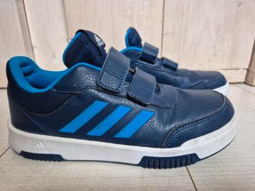 Blauwe klittenband sneakers mt 37,5 (Adidas/ als NIEUW) beschikbaar voor biedingen