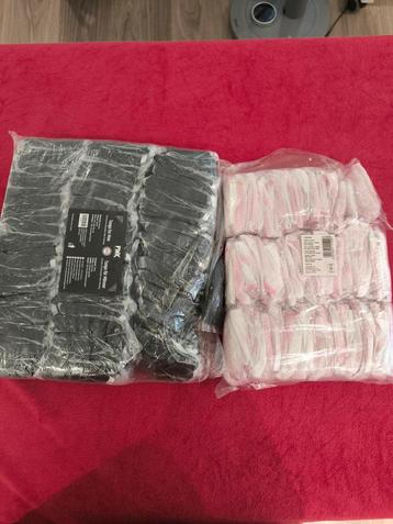 Tanga wegwerp slips black en pink non woven beschikbaar voor biedingen