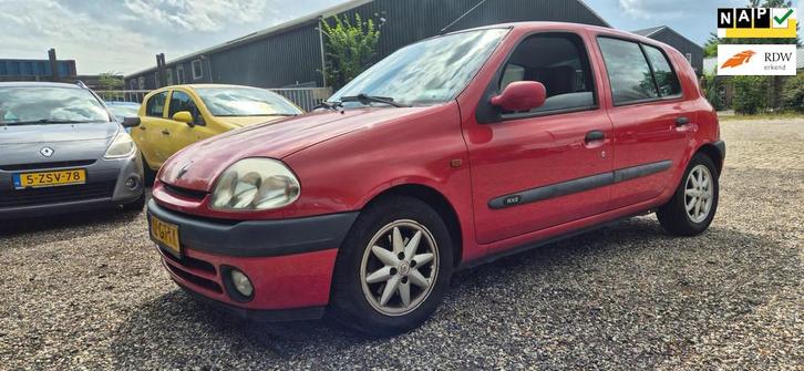 Renault Clio 1.6-16V RXE 5 deurs Apk juni 2026, Auto's, Renault, Bedrijf, Te koop, Clio, Metallic lak, Benzine, Euro 2, Hatchback