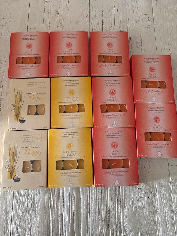Partij Chakra Theelichten Set, Huis en Inrichting, Woonaccessoires | Kandelaars en Kaarsen, Nieuw, Kaars, Minder dan 25 cm, Overige materialen