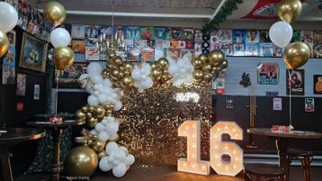 Shimmerwall beschikbaar voor biedingen