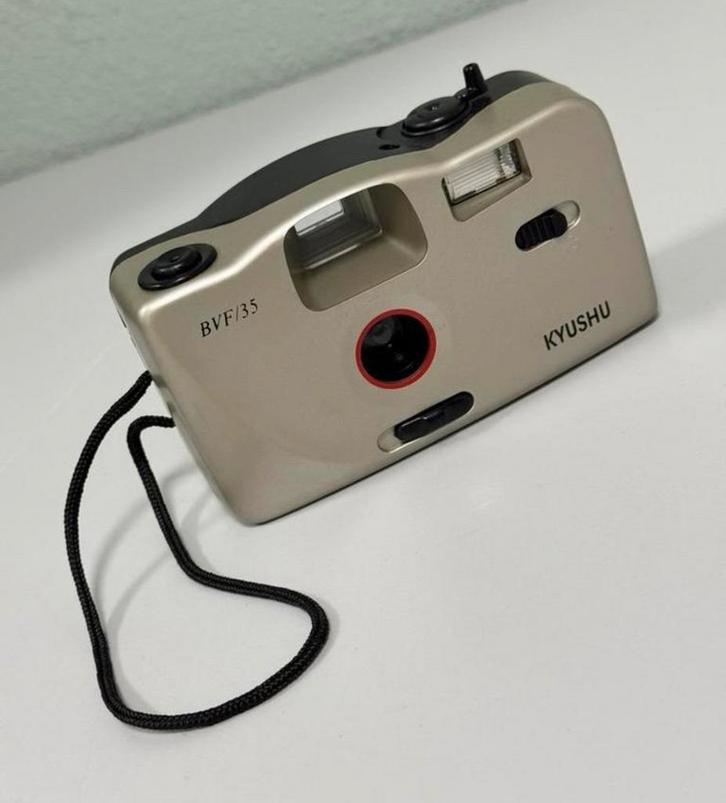 Kyushu BVF/35 Point-and-click 35mm camera analoog vintage, Audio, Tv en Foto, Fotocamera's Analoog, Zo goed als nieuw, Compact