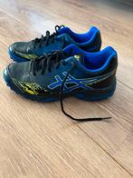Asics hockeyschoenen (met veldprofiel) zgan mt 39, Ophalen of Verzenden, Zo goed als nieuw, Schoenen