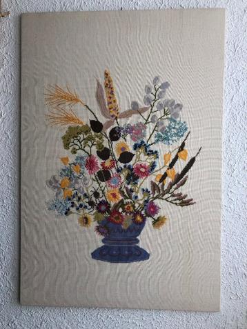 vintage boeket in borduurwerk - groot 71x48 cm beschikbaar voor biedingen