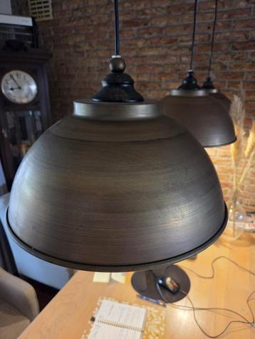 Koperen hanglampen beschikbaar voor biedingen
