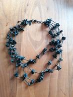 Zwarte ketting met staaltjes en steentjes van Manouk., Sieraden, Tassen en Uiterlijk, Kettingen, Ophalen of Verzenden, Zo goed als nieuw