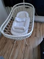 rotan wieg met matrasje en stang voor hemeltje, Kinderen en Baby's, Ophalen, Gebruikt, Wieg