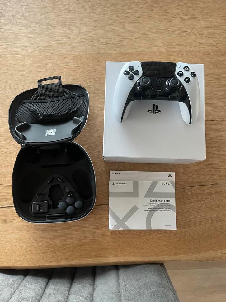 DualSense Edge Controller - PlayStation 5, Spelcomputers en Games, Spelcomputers | Sony PlayStation Consoles | Accessoires, Zo goed als nieuw