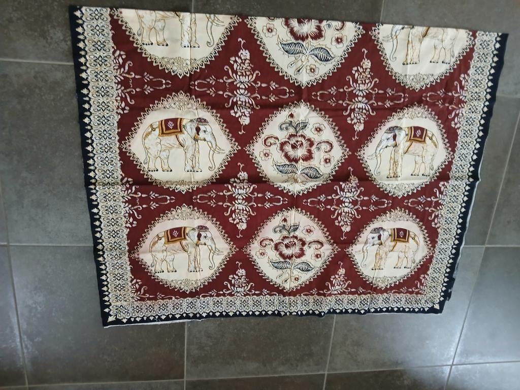 Een mooie Oosterse lap stof., Hobby en Vrije tijd, Stoffen en Lappen, Ophalen, 120 cm of meer, Nieuw, Katoen