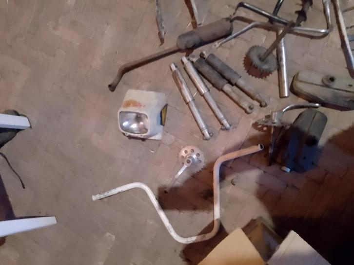 Onderdelen Puch maxi tomos, Fietsen en Brommers, Brommeronderdelen | Algemeen, Overige typen, Ophalen