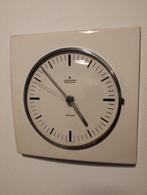 Vintage Junghans electronic ato-mat wandklok, Ophalen of Verzenden, Gebruikt, Wandklok
