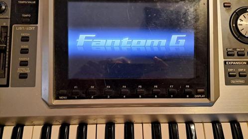Roland FantoG6 synthesizer + pedals, Muziek en Instrumenten, Synthesizers, Gebruikt, 61 toetsen, Roland, Met midi-aansluiting