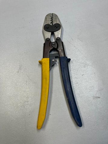 Krimptan klauke beschikbaar voor biedingen