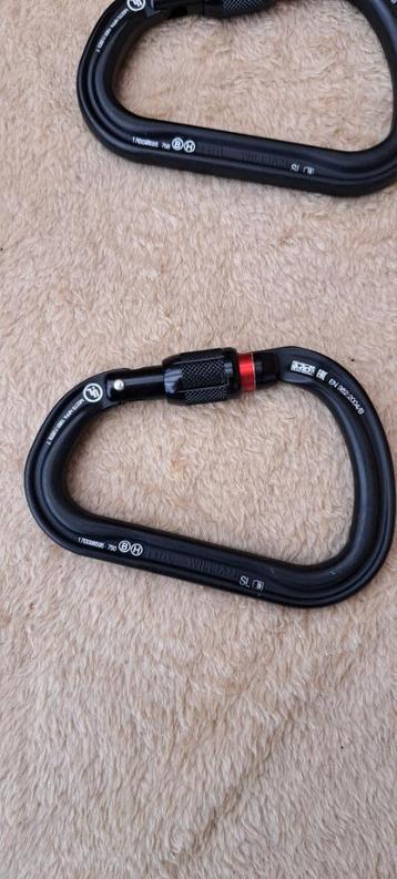 3 Petzl William Screw Lock Carabiners beschikbaar voor biedingen