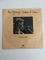Neil Young - Comes A Time / Lotta Love 7" Single, Ophalen of Verzenden, Gebruikt, Overige formaten