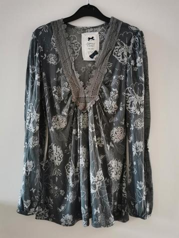 America Today blouse mt. M beschikbaar voor biedingen
