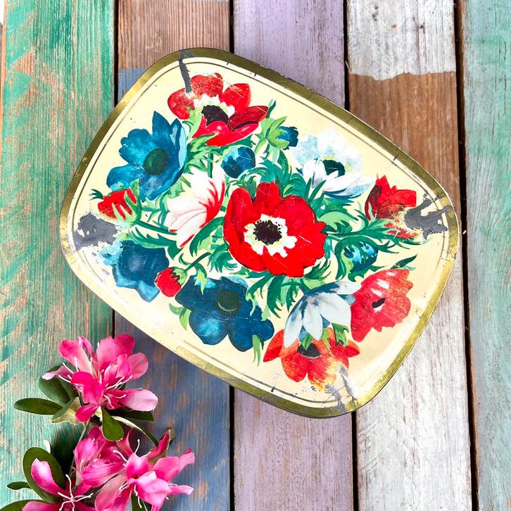Vintage koekblik Verkade koektrommel anemonen, Verzamelen, Blikken, Gebruikt, Koek(jes), Verkade, Ophalen of Verzenden