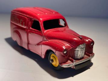 Dinky Toys 471 Austin A40 Van ‘Nestlé’ beschikbaar voor biedingen