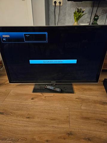 Samsung 46" Smart Tv - 117cm - edge lit 100hz beschikbaar voor biedingen
