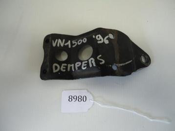 VN1500 1996 - 1999 Kawasaki Beugel Beugel demper D1-11479 beschikbaar voor biedingen