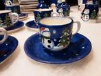 Aanvullen kerstservies, suikerpotjes, kopjes, melkkannetje, Ophalen of Verzenden, Zo goed als nieuw