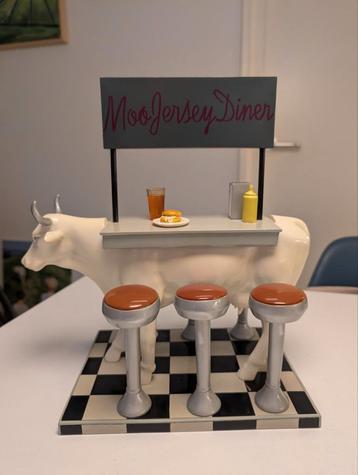 Cow Parade Moo Jersey Diner, groot formaat  beschikbaar voor biedingen