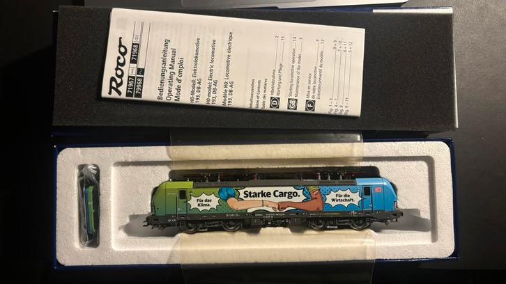 Roco 79968: DB Starke Cargo 'Vectron', Hobby en Vrije tijd, Modeltreinen | H0, Nieuw, Locomotief, Gelijkstroom, Roco, Ophalen of Verzenden