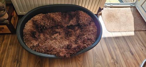 Grote hondenmand met Pelsbarn kleed, Dieren en Toebehoren, Hondenmanden, Zo goed als nieuw, Ophalen