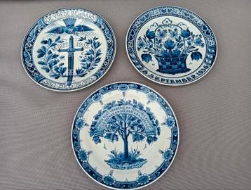 Porceleyne fles, brocante borden. Delfts Blauw, 3 stuks beschikbaar voor biedingen
