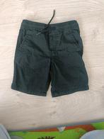 2 stuks korte broeken 104, Ophalen of Verzenden, Gebruikt, Jongen, Broek