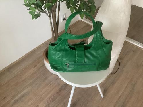 Handtas schoudertas groen met 2 handvaten Tassen