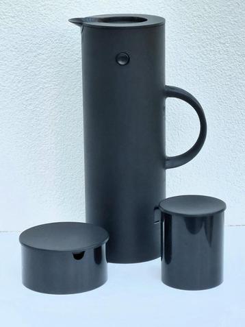 Stelton koffiekan en melk/suikerpot   (250704) beschikbaar voor biedingen