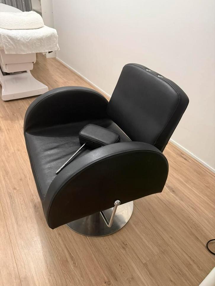 Kappersstoel, Huis en Inrichting, Stoelen, Gebruikt, Eén, Leer, Metaal, Zwart, Ophalen