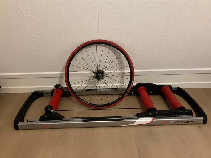 Elite e-motion rollers (evt + shimano RS wiel), Sport en Fitness, Wielrennen, Gebruikt, Overige typen, Ophalen