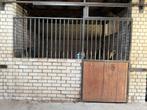 Deuren en hekken paardenstal, Stalling, 4 paarden of pony's of meer