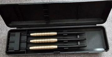 Winmau Dartpijlen Set beschikbaar voor biedingen