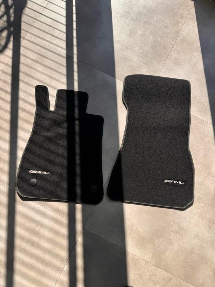Mercedes-Benz amg gts vloermatten A1906805100 A1906804900, Auto diversen, Automatten, Zo goed als nieuw, Ophalen of Verzenden